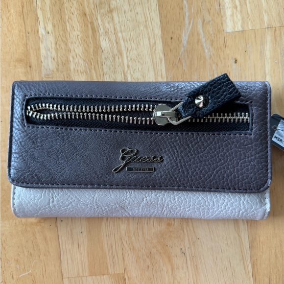 GUESS grey wallet - Picture 4 of 12